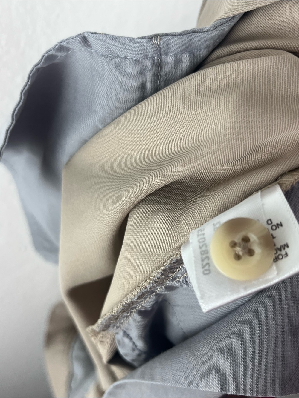 PETER MILLAR Wicking Beige Pockets Shorts 36 Casual Preppy Golf Boating Picnic - Picture 10 of 10